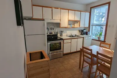 Image de 3 chambres lumineux avec cachet. Au coeur de Villeray