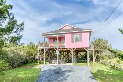 Image de Cozy pet-friendly home in Avon!