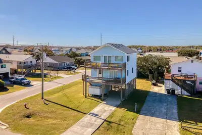 Image de Sun Realty oceanside home in Kill Devil Hills w/ community pool access