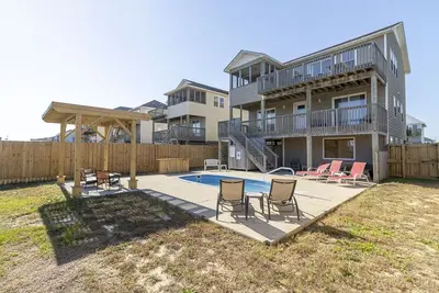 Image de Oceanside home in Kdh w/ private pool, rec room, & keyless access by Sun Realty