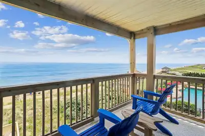 Image de Oceanfront condo in Kdh w/ panoramic views & a community pool!