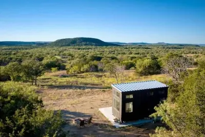 Image de Secluded Tiny Home Hideaway w/ Scenic Views & Cozy Firepit