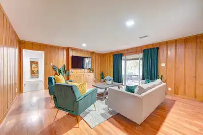 Image de Workers Haven - Pet Friendly- Patio - Fiber Wi-Fi - King Bed