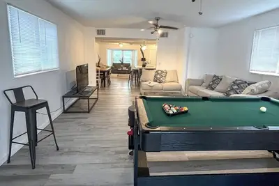 Spacious Vacation House\n