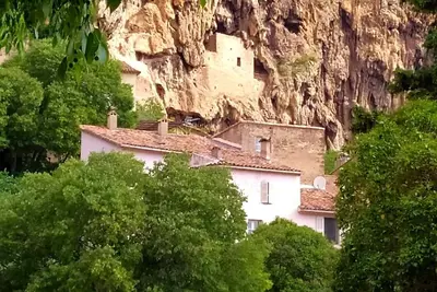 Image de Maison de charme dans le village jardin et piscine Ă l'abri des regards