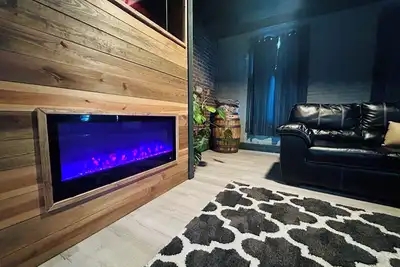 Image de Winchester's Premier Downtown Loft!