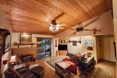 Image de Cozy Ski Condo across the street from Beaver Creek