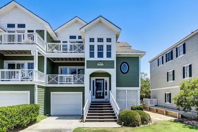 Image de Beachin Fun (South Unit) | 1665 ft to the beach | Hot Tub, Dog Friendly, and Community Pool