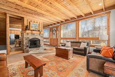 Image de Sun Ridge - 6 Bd, Views, Pool Table, Hot Tub