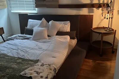 Image de Modern, newly remodeled, with panoramic view on Altadena mountains a marvel!