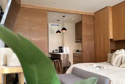 Image de Zantamar New Cozy Beach Front Condo Apartment