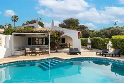 Binisagoc A - Cozy villa with private pool - Free WiFi