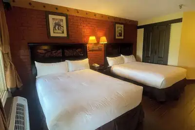 Image de FamilyFriendly Suite! Comes With ArcadeGame inside