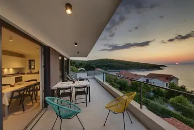 Image de Appartement de deux chambres avec la terrasse et la vue sur le mer Postira, Brac (A-22204-b)