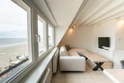 Image de Koekoeksnest Penthouse at the beach by Interhome