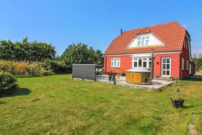 Image de \"Thorlak\" - 1km from the sea by Interhome