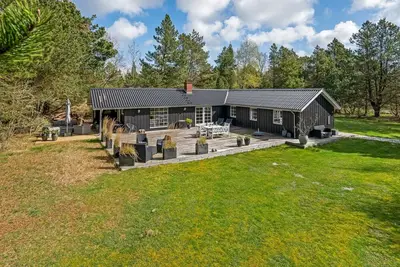 Image de \"Ufred\" - 1. 3km to the fjord by Interhome