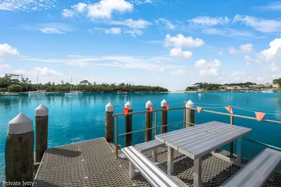 Image de Waterfront Escape with Exclusive Jetty! 4 minutes walk into central Huskisson.