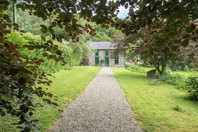 Image de Rhyd y Brown Farmhouse, Llys Y Fran