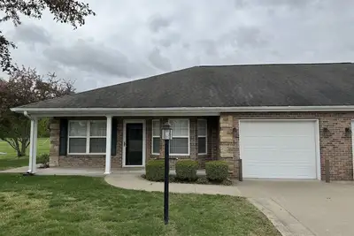 Image de Mount Carmel Il  ~ Place to sleep for Total Solar Eclipse in Mount Carmel, Il