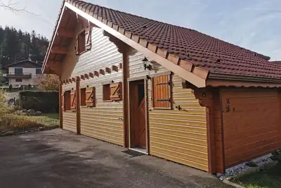 Image de Chalet renard situé à 10mn à pied du lac de Longemer. Idéal pour les familles