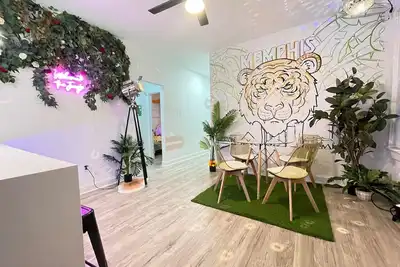 Image de Wild Thang : Memphis Jungle Oasis Centrally Located