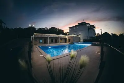 Image de Adria Centar Koćuša - Triple Room with Balcony and Pool View 11