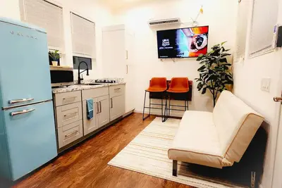 Real Tiny Home 200sqft\n\n