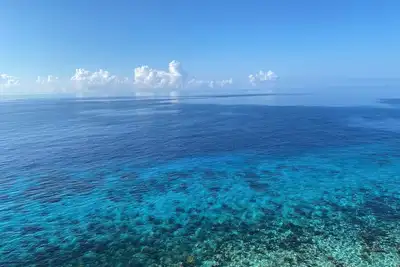 Image de House directly on the Caribbean Sea with private beach and breathtaking views.