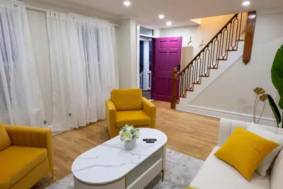 Image de Quiet, Relaxing and Modern Utica House