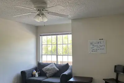 Cozy North Dallas Apartment