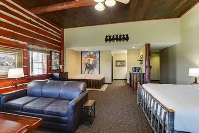 Image de Relax in Rustic Elegance at Columbia! Pool & On-site Bar | 3 Units