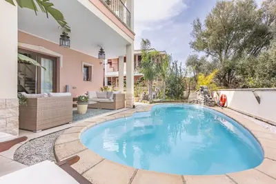 Image de Stunning Villa Paola with Swimming Pool & Terrace!