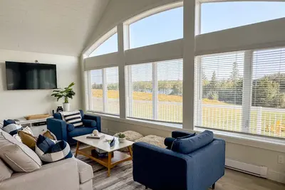 Image de Waterfront, Private, Ac, and Close to Cavendish