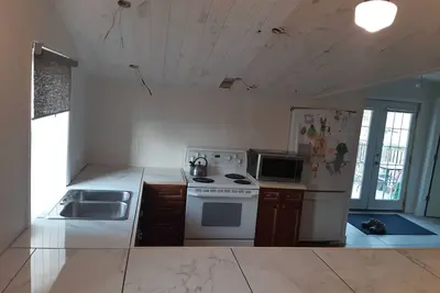 Image de Two bedroom apartment in a rural setting with view of the lake