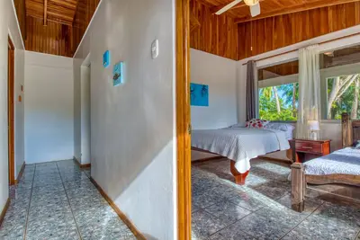 Image de Fully Equipped Beach Bungalow 1