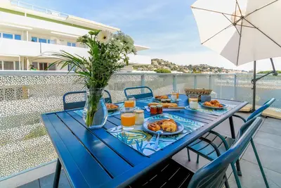 Image de T2 Confort Hôtelier - Piscine et Parking inclus