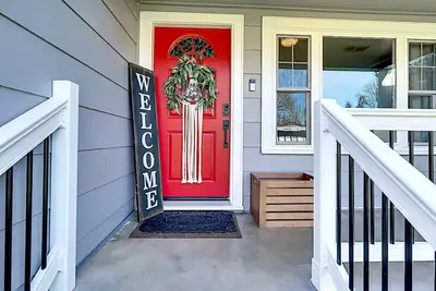 Image de Cozy Luxe Uo Home: Walk to Autzen, Campus, Shopping and Dining!