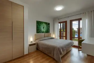 Image de 3 Bedroom Apartment - Bb02