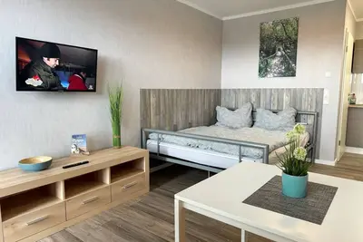 Die Ferienwohnung Befindet Sich in Einem Ruhigen Wohngebiet am Ortsrand von Sass