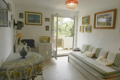 Image de Appartement cosy près de la plage à Bormes-les-Mimosas - 4 couchages, garage inclus