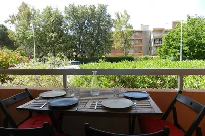 Image de Studio climatisé, 4 couchages, proche plage et commerces - Bormes-les-Mimosas