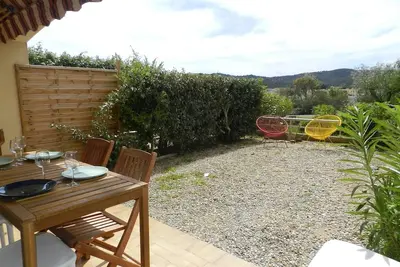 Image de Appartement 2 pièces avec Jardin, à 250m de la Plage - Bormes-les-Mimosas