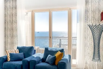Image de Marina Village 3 bedroom spacious apartments with terrace beachfront nearby