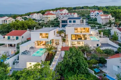 Image de Luxury Villa Pont & Ourea with 2 heated pool, sea view, bbq, family, stylish