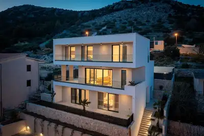 Image de New! Villa Brilliance, heated pool 50 m2, sea view, big group, 100 m from sea
