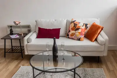Image de Urban Comfort: Stylish 2-Bed Apartment
