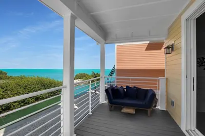 Image de Brand New Home, Resort Location, Pet Friendly, Oceanview