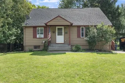 Image de Village of Manlius, two bedrooms & private bathroom available in shared home