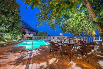 Image de Superbe maison de 4 chambres à Jesenice